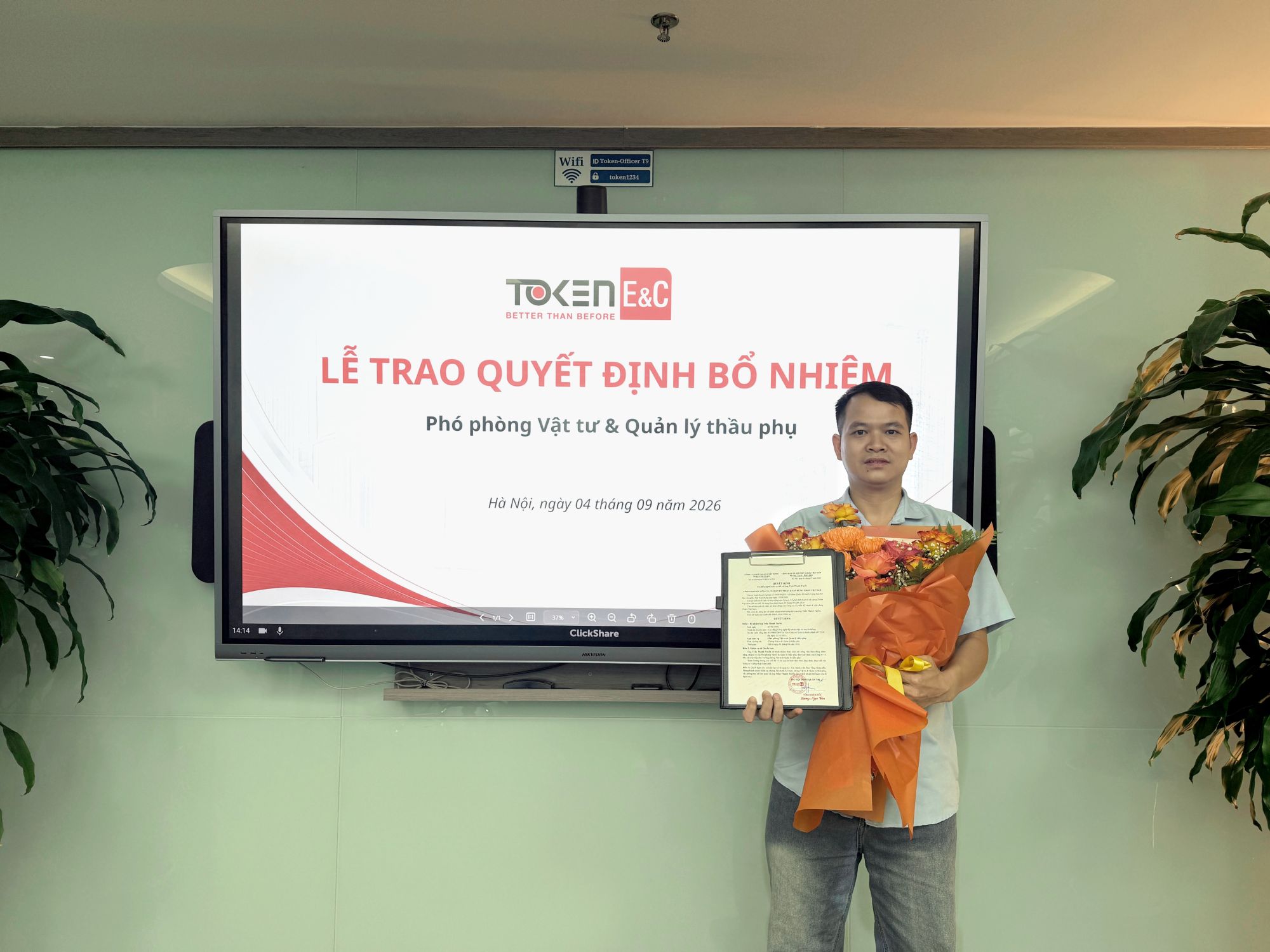mr-tuyen-nhan-qd